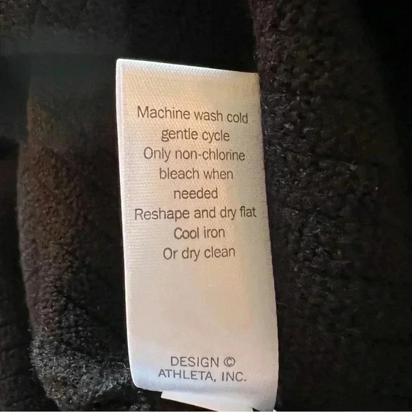 Athleta Women’s Black “On The Town” Sleeveless Sweater Tunic Size Medium - Picture 10 of 13